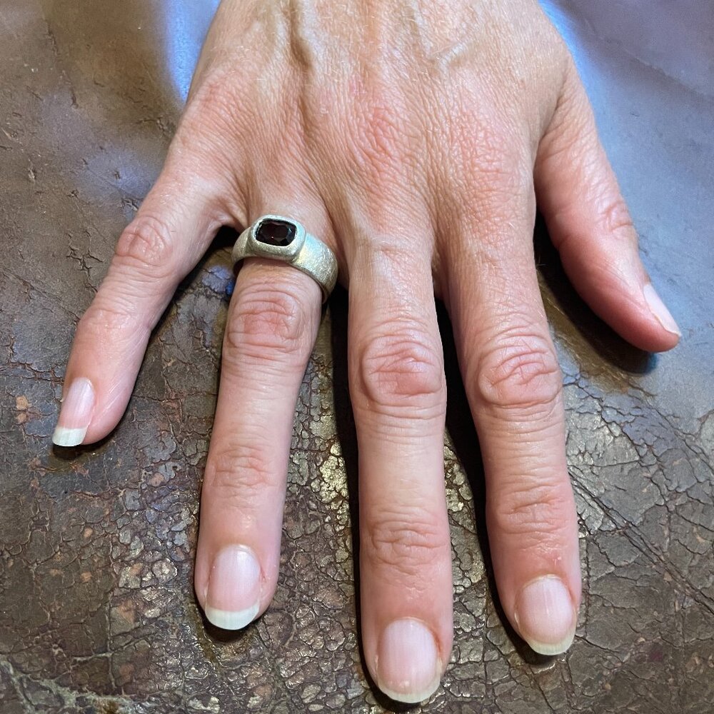 Brushed Sterling Silver Unisex w/ Garnet Stone - Picture 2 of 2